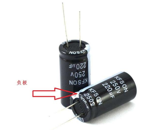 「NIPPON CHEMI-CON」電解電容極性接錯會爆炸，如何避免？